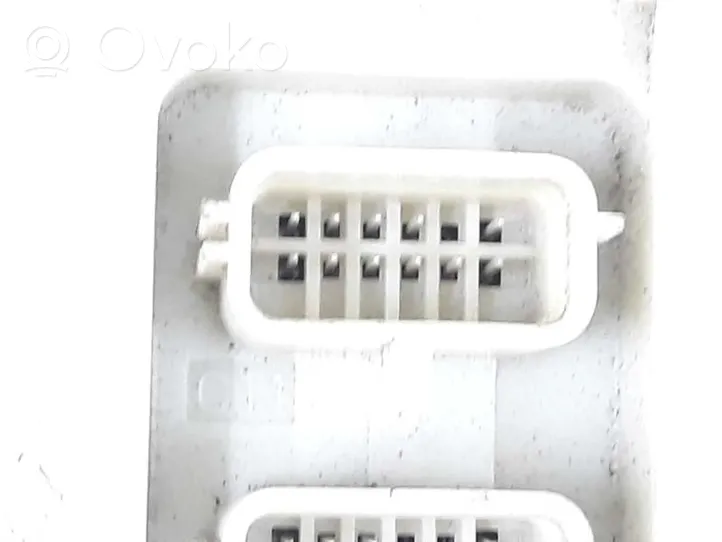 Nissan NV400 Fuse module 284B3963R