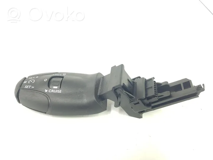 Toyota Proace Przełącznik / Przycisk kierownicy SU001A5048