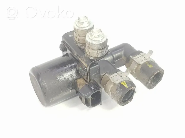 Subaru Forester SK Pompe à eau de liquide de refroidissement 72481FJ000