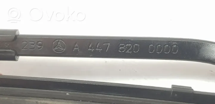 Mercedes-Benz Vito Viano W447 Braccio della spazzola tergicristallo anteriore A4478200000