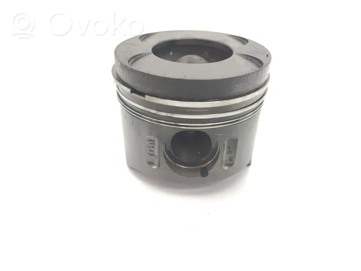 Mercedes-Benz Vito Viano W639 Piston avec bielle A6460301017