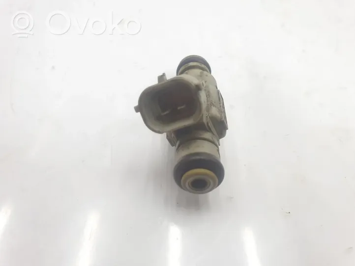 Hyundai i10 Injecteur de carburant 3531004000