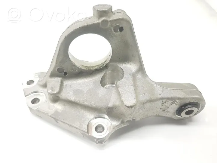 Opel Vivaro Supporto di montaggio del motore 9674067780