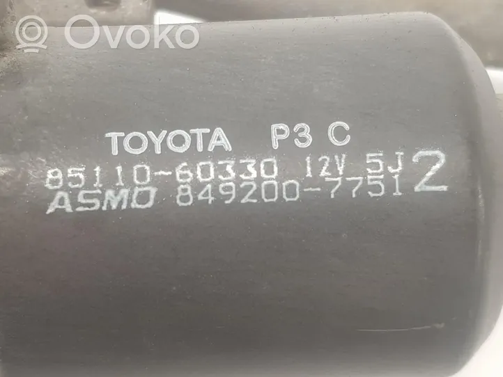 Toyota Land Cruiser (J120) Etupyyhkimen vivusto ja moottori 8515060250