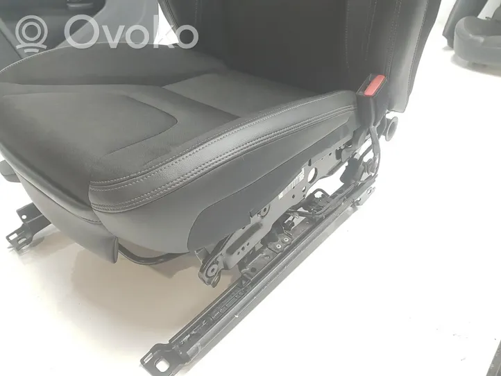 Volvo S60 Istuinsarja 