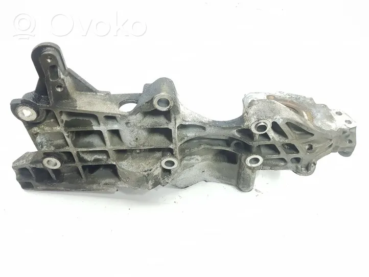 Seat Altea Mocowanie alternatora 03L903139Q