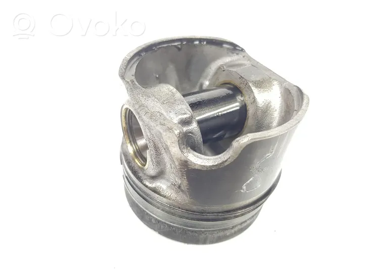 Volkswagen Tiguan Piston avec bielle 04L107065AM