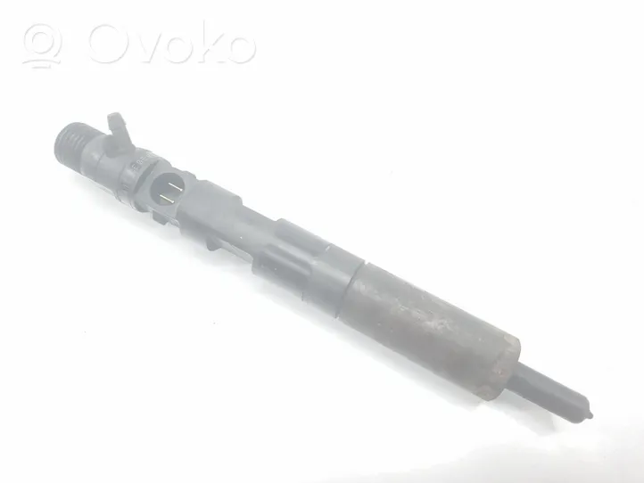 Nissan Kubistar Injecteur de carburant 8200815416