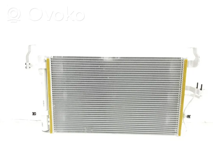 Hyundai Elantra Radiateur condenseur de climatisation 976062D000