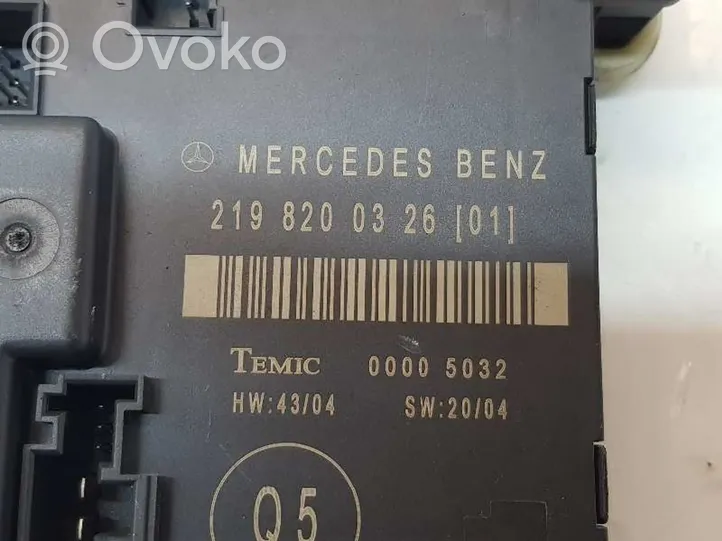 Mercedes-Benz CLS C218 AMG Unité de commande / module de verrouillage centralisé porte 2198200326