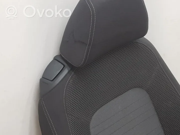 Volkswagen Scirocco Fotel przedni pasażera 