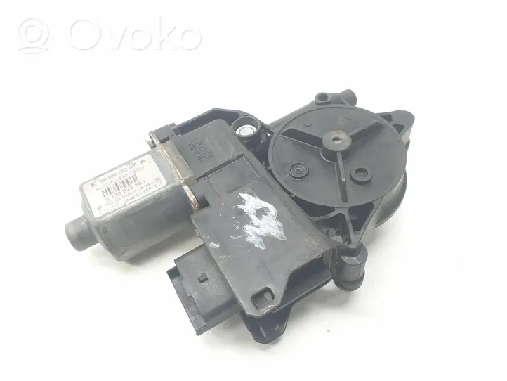 Peugeot 508 Front door window regulator motor 9688808280