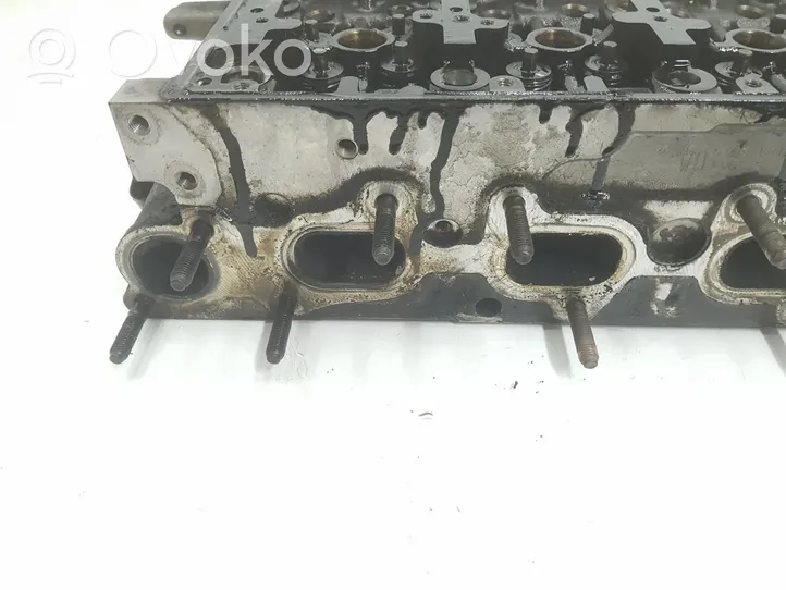 Volkswagen PASSAT B8 Engine head 04L103063M