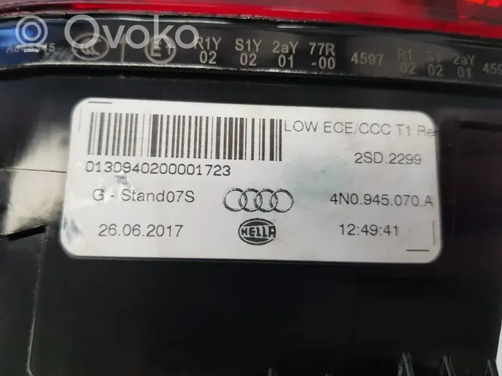 Audi A8 S8 D5 Lampa tylna 