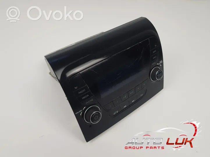 Peugeot Boxer Panel / Radioodtwarzacz CD/DVD/GPS 07356825980