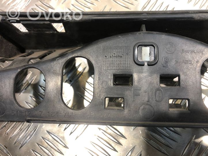 BMW 5 F10 F11 Support de pare-chocs arrière 51127184766