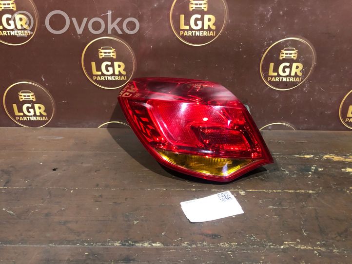 Opel Astra J Lampa tylna 13306459