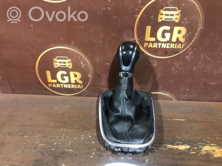 Opel Astra J Gear lever shifter trim leather/knob 55565906