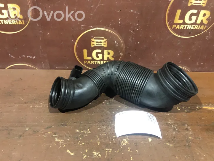 Volkswagen Touran I Turbo air intake inlet pipe/hose 3C0129654Q