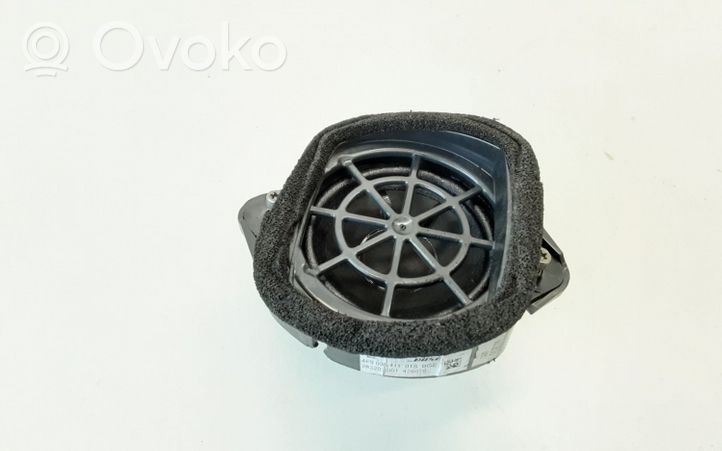 Audi A6 S6 C6 4F Skaļrunis (-i) pakaļējās durvīs 4F9035411