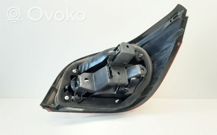 BMW 5 E60 E61 Lampa tylna 7165737