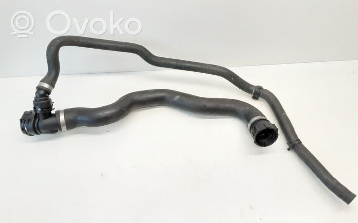 BMW 3 F30 F35 F31 Variklio aušinimo vamzdelis (-ai)/ žarna (-os) 17127811127