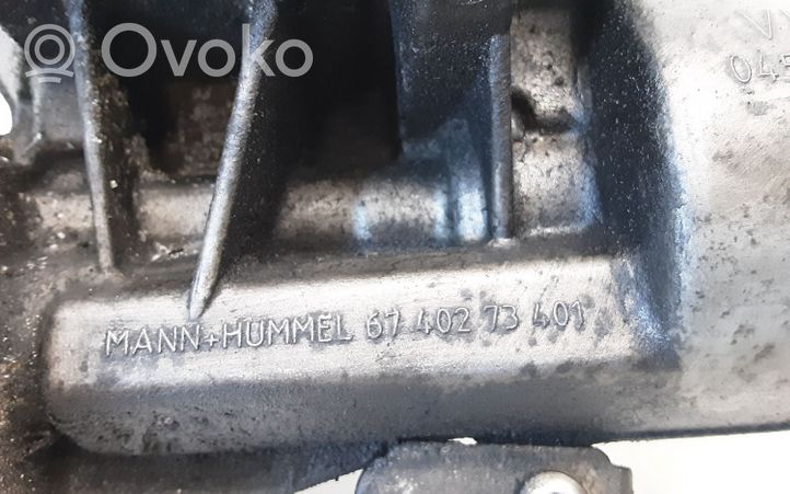 Audi A3 S3 A3 Sportback 8P Oil filter mounting bracket 045115389G