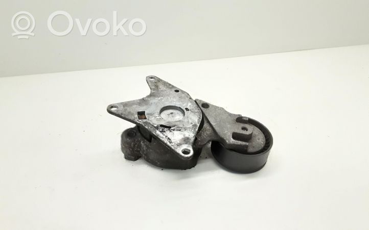 Toyota Verso Napinacz paska alternatora 