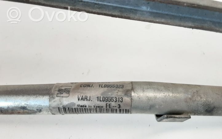 Seat Toledo I (1L) Front wiper linkage and motor 1L0955023
