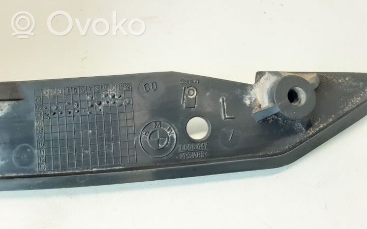 BMW 3 E90 E91 Support phare frontale 7058447
