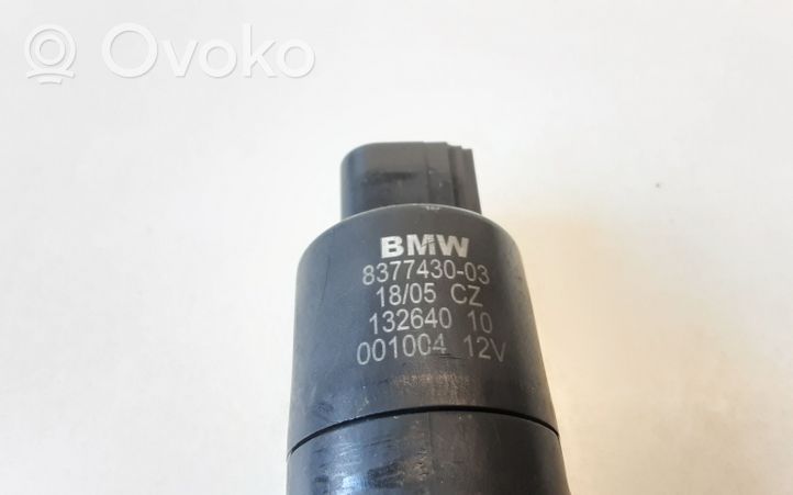 BMW X5 E53 Ajovalonpesimen pumppu 8377430