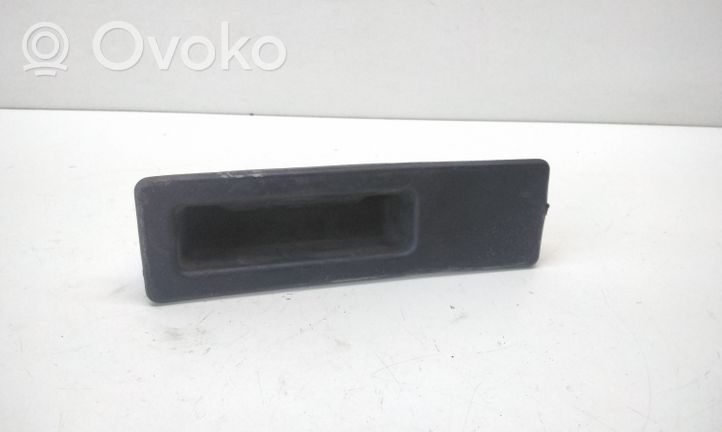 BMW 3 F30 F35 F31 Takaluukun/tavaratilan luukun ulkokahva 7368752