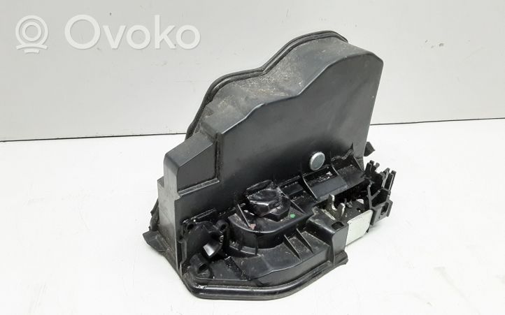 BMW 3 F30 F35 F31 Etuoven lukko 7202148