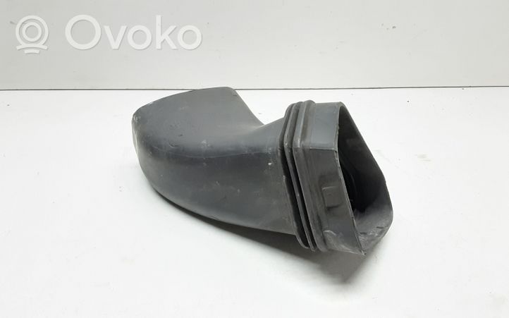 BMW X1 E84 Część rury dolotu powietrza 7798876