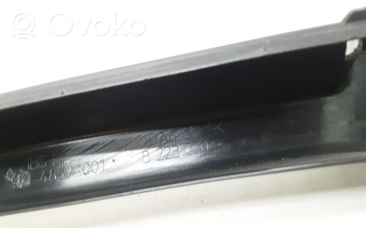 BMW 7 E65 E66 Moulure de vitre de la porte avant 8223820