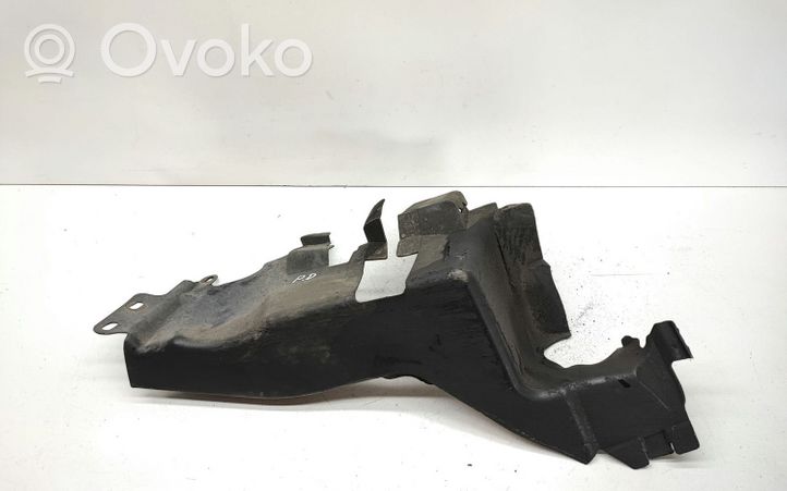 BMW 7 E65 E66 Autres pièces compartiment moteur 7070194