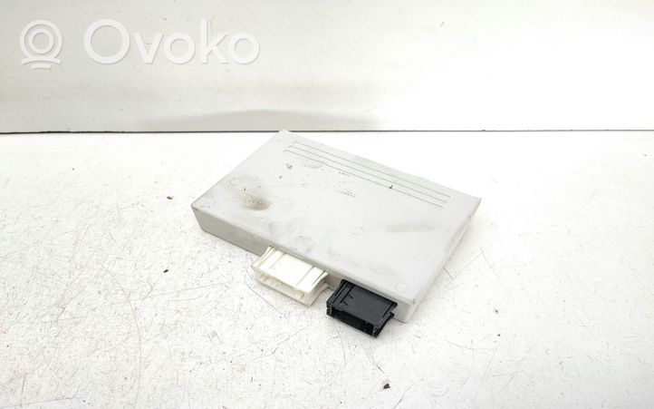 BMW 3 E90 E91 Pysäköintitutkan (PCD) ohjainlaite/moduuli 6982402