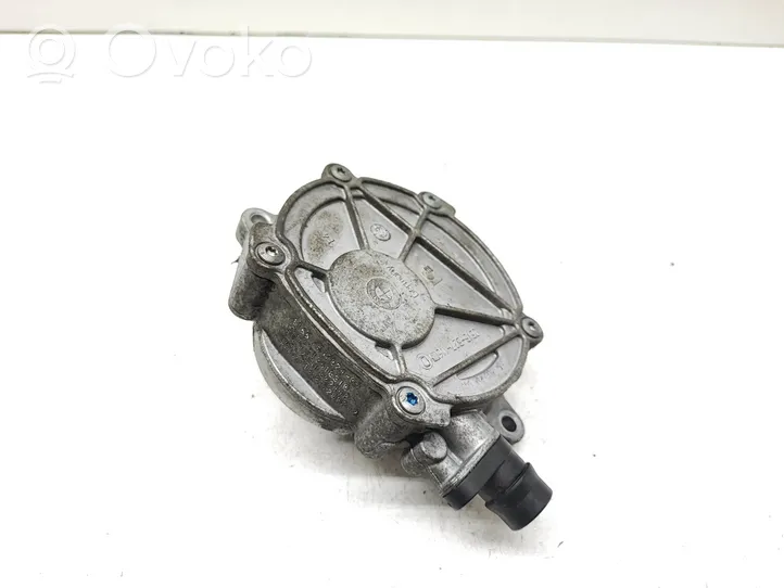 BMW 3 E92 E93 Vacuum pump 7547024