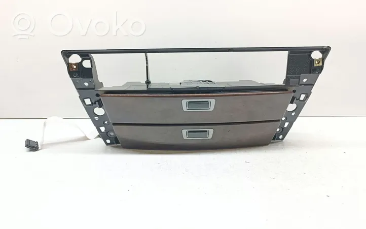 BMW 7 E65 E66 Boîte / compartiment de rangement pour tableau de bord 7032886