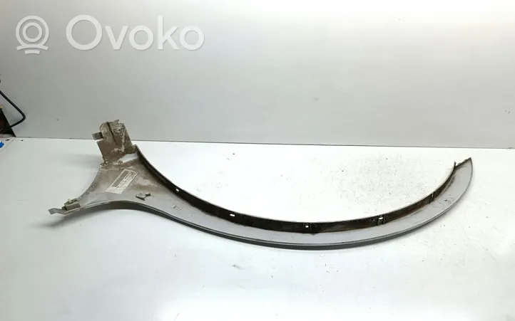 BMW X3 E83 Garniture pour voûte de roue avant 3414436