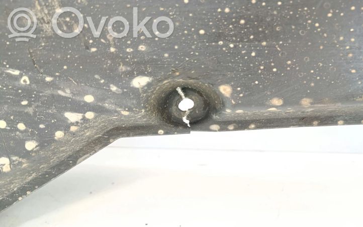 BMW 5 E39 Engine splash shield/under tray, 25.00 € | RRR 