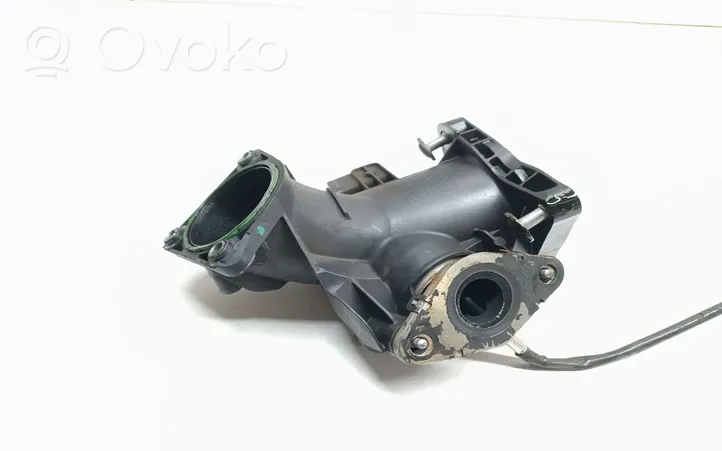 BMW 3 F30 F35 F31 Parte del condotto di aspirazione dell'aria 7807991