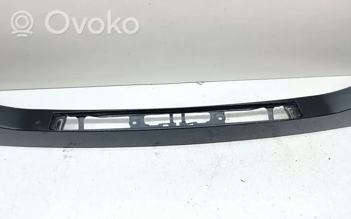 BMW X3 E83 Rivestimento portellone 7052452