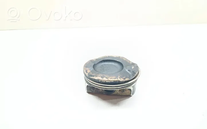 BMW 3 E90 E91 Piston 084201