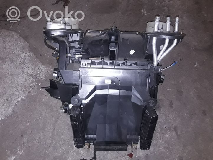 BMW 5 E39 Salono oro mazgo komplektas 6931680