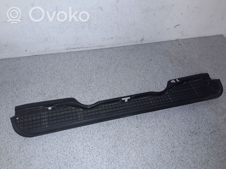 BMW 3 E36 Garniture, panneau de grille d'aération 51131977679