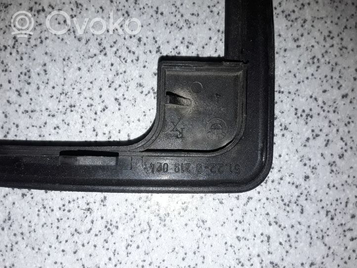 BMW 3 E36 Muu takaoven verhoiluelementti 51228219024