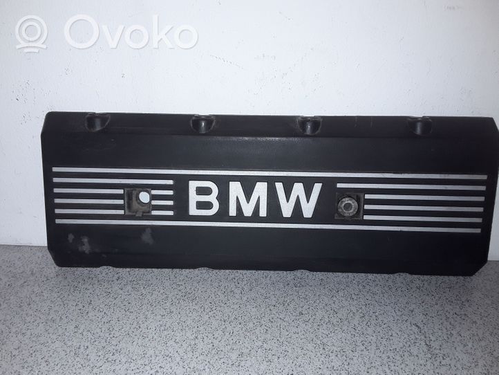 BMW 5 E39 Couvercle cache moteur 1702856