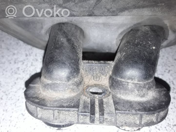 BMW 5 E34 Caurulīte (-es) / šļūtene (-es) 8390010