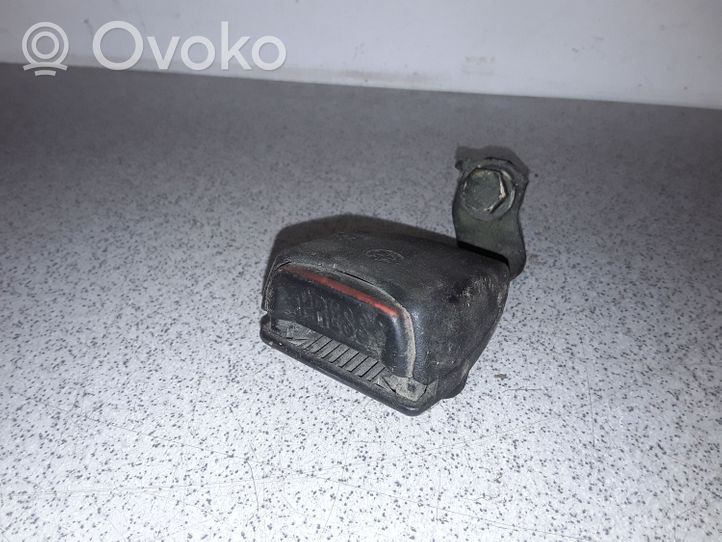 BMW 3 E36 Boucle de ceinture de sécurité arrière 8135348